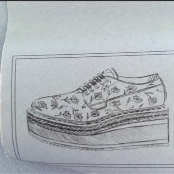 💯 Authentic Prada Platform espadrille (Oxford style sneaker) Patent leather! - Picture 7 of 9